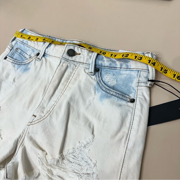 True Religion Women's CAIA High Rise Destroyed Frey Hem Denim Cutoffs Shorts - Picture 9 of 15